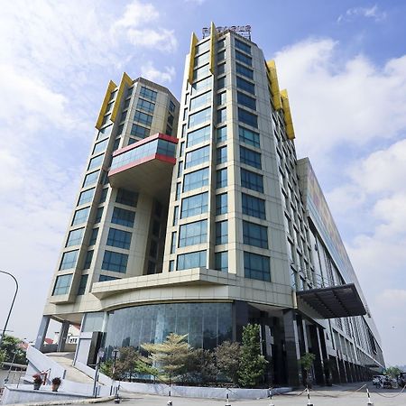Pegasus Hotel Шах-Алам Экстерьер фото