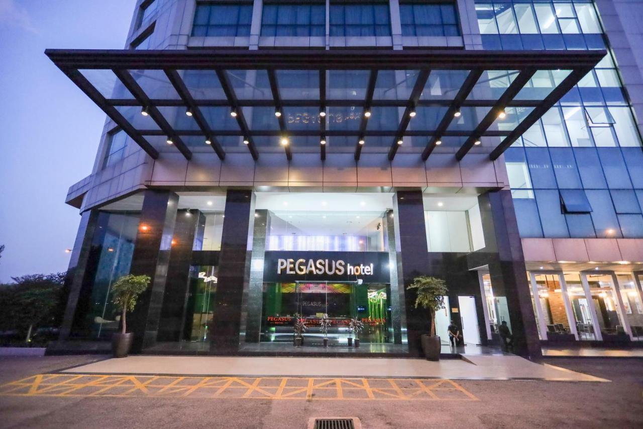 Pegasus Hotel Шах-Алам Экстерьер фото